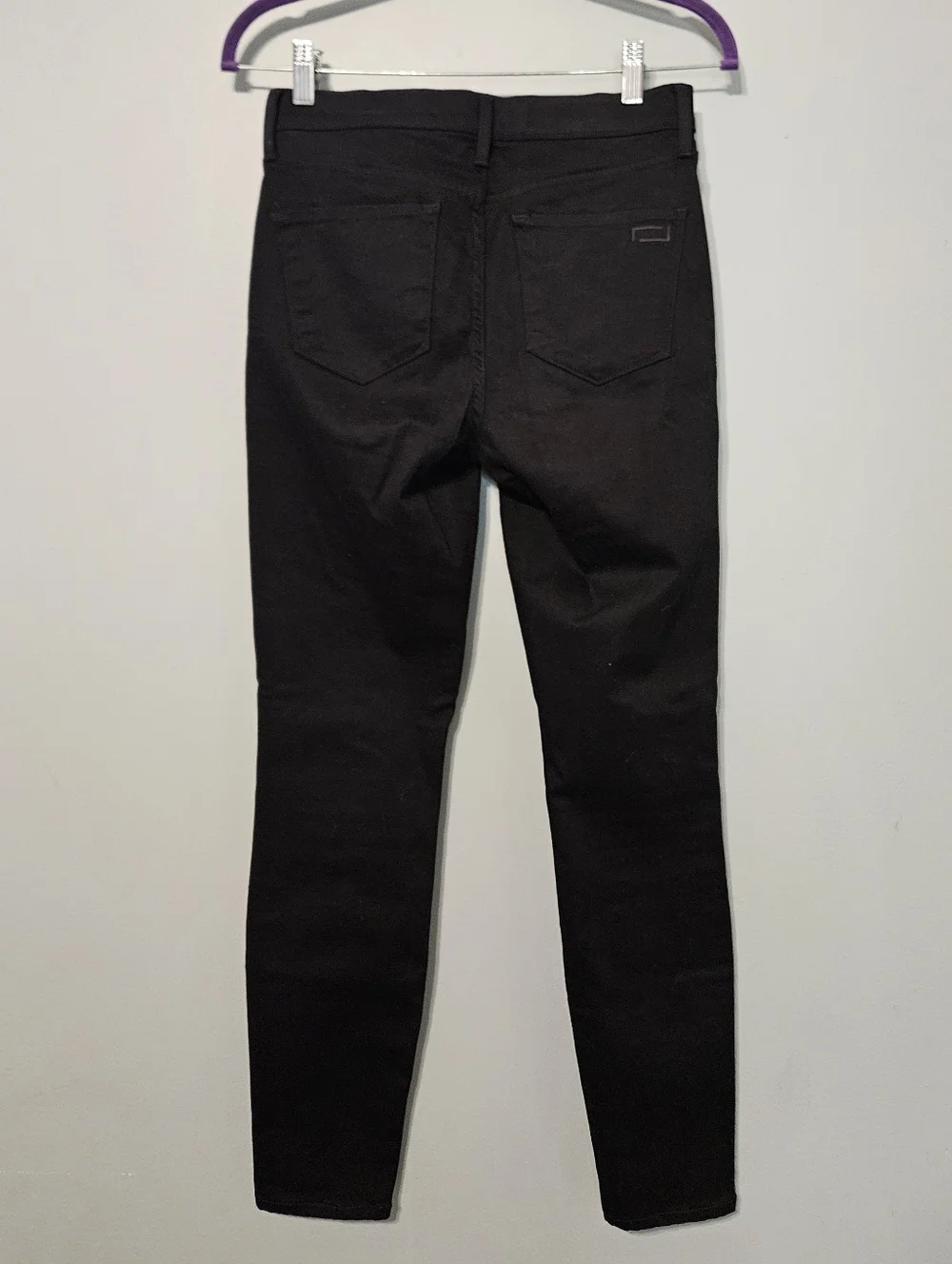 AYR Women's Skinny Jeans in Black